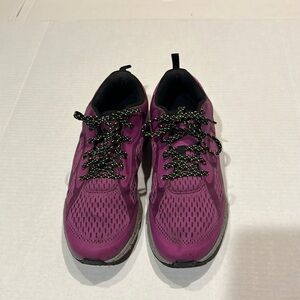 Columbia women’s purple tennis shoes with neon and grey black tones lace ups